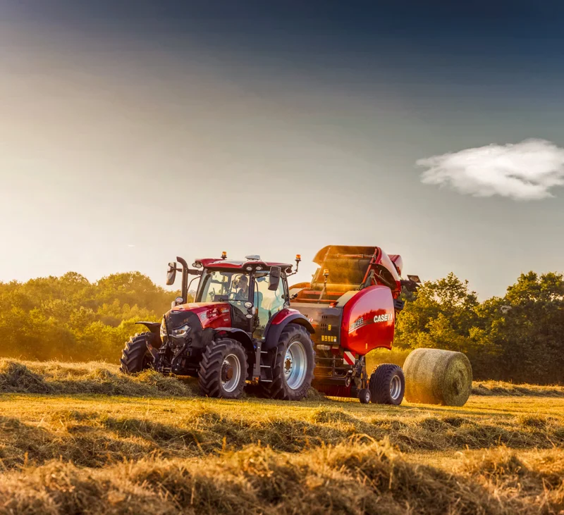 CASEIH-TRACTEUR-PRESSE-BALLE-RONDE-_RB456_%40WORK_SFAGTRACKS_0625-5116.jpg