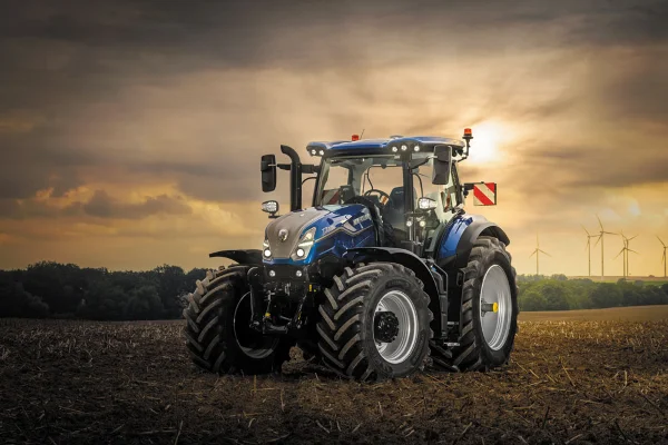 NEW-HOLLAND-TRACTEUR-T7225SWB_BP_StgV_MY26_019.jpg